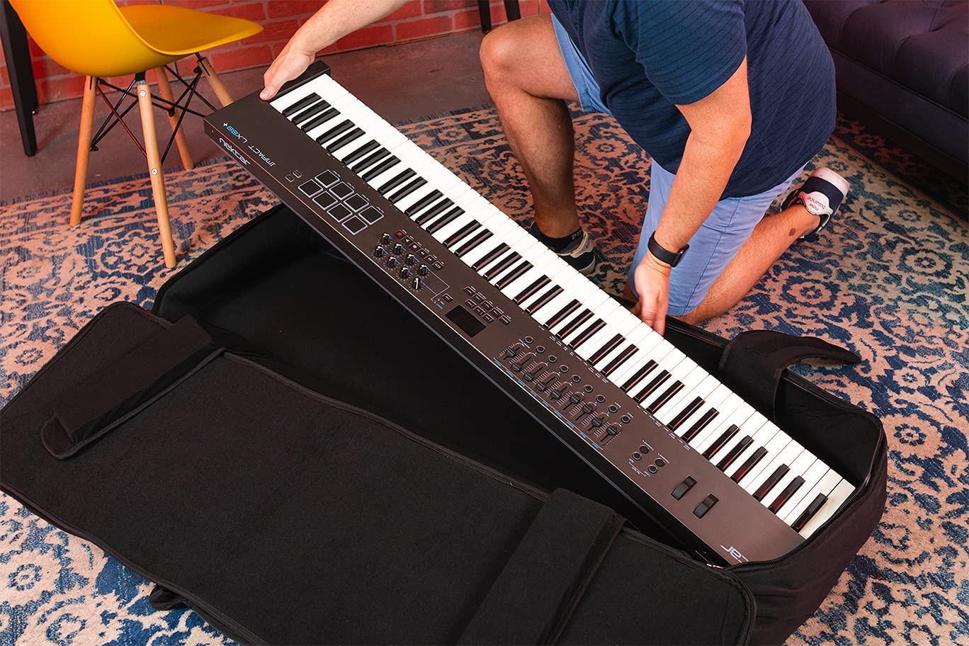 Gator Cases Heavy Duty Rugged Nylon Construction Padded Keyboard Gig Bag; Fits Slim Line 88 Note Keyboards - GKB-88 SLIM - Pro-Distributing